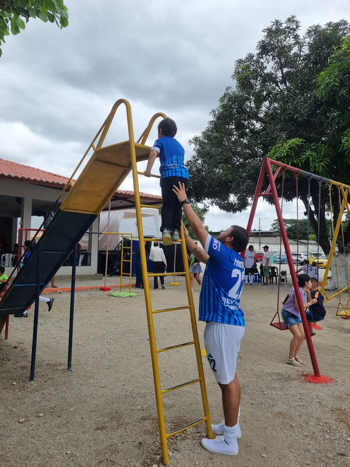 Instalaciones del complejo sindical 4
